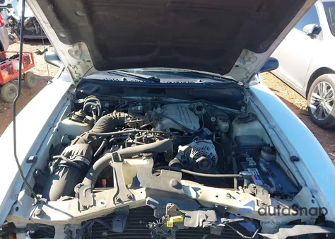 1998 Ford Mustang z USA, uszkodzony, nr VIN 1FAFP4447WF217244